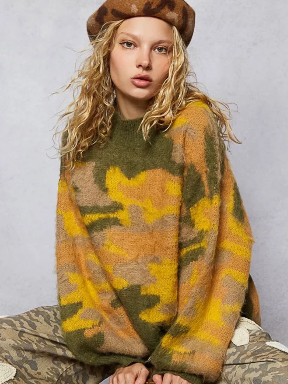 POL Mock Neck Abstract Colorblock Pattern Womens Sweater Olive & Mustard Camo